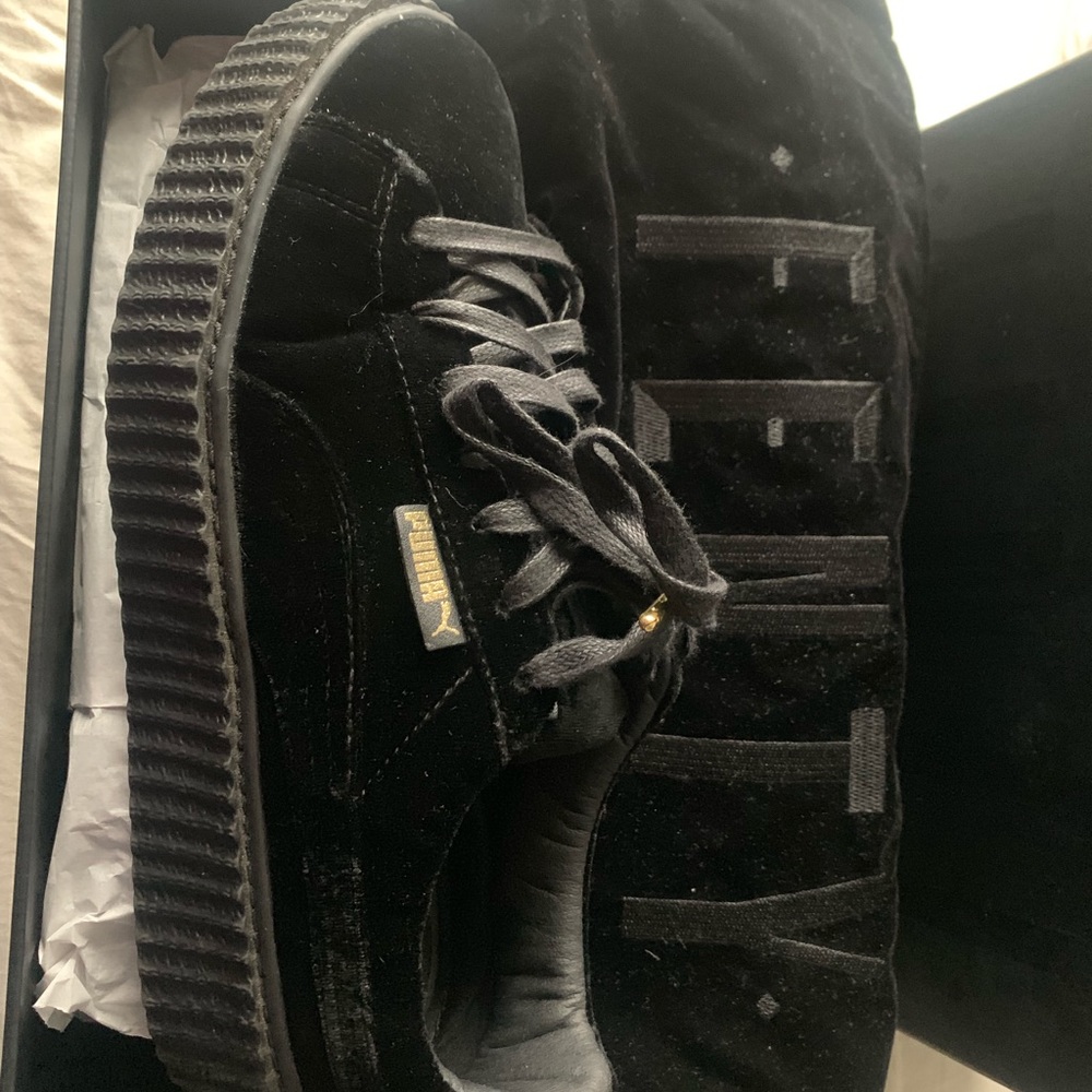 FENTY PUMA BLACK VELVET CREEPER
